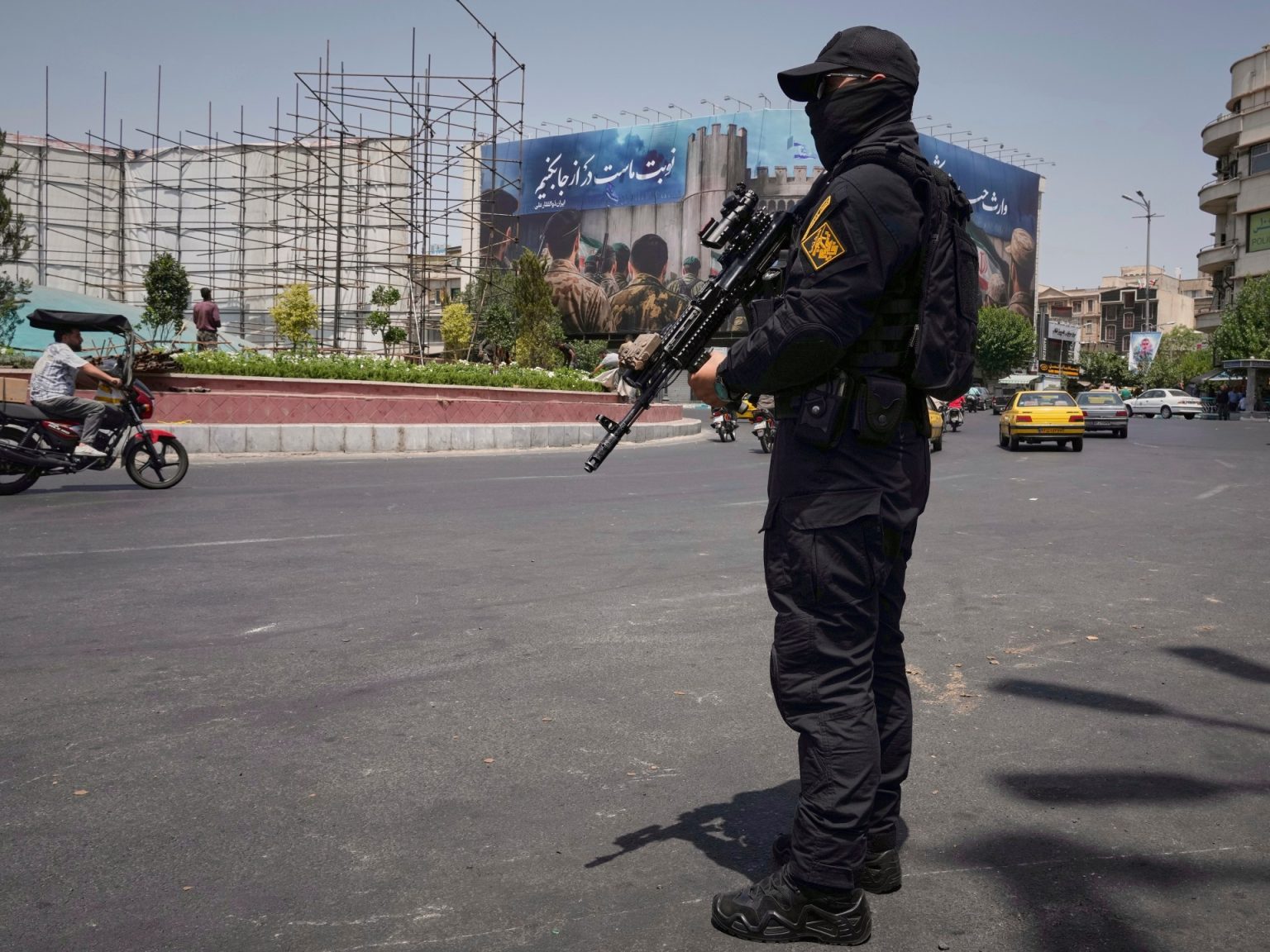 اليابان تطالب إيران بإطلاق سراح أحد مواطنيها على الفور